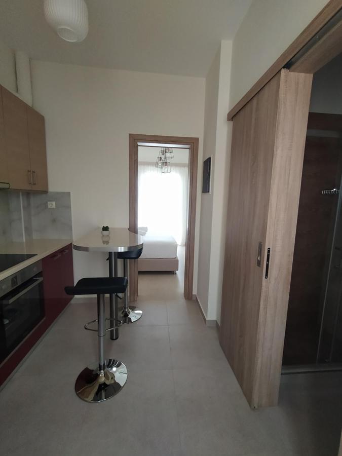 Chrysanthe'S Apartments No2 Poros Town 外观 照片