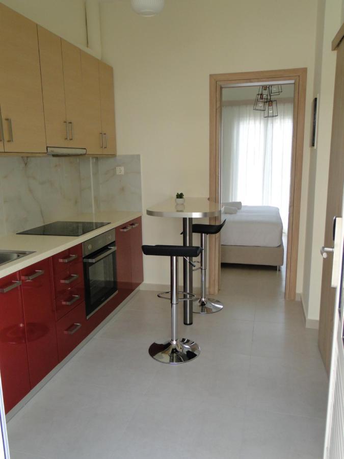 Chrysanthe'S Apartments No2 Poros Town 外观 照片